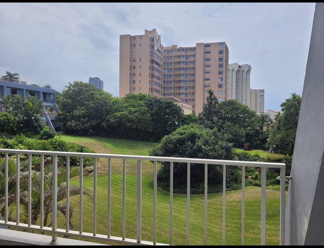 3 BEDROOM APARTMENT FOR SALE IN UMHLANGA CENTRAL
